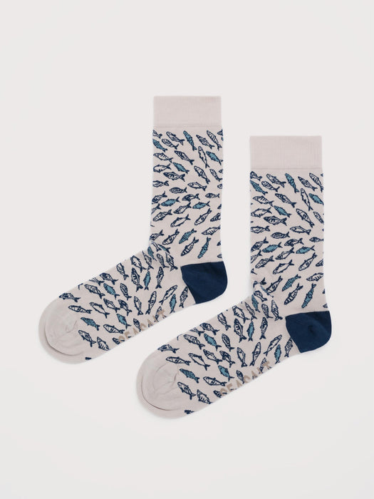 Seasalt Men's Arty Organic Cotton Socks In Fish Swimming Driftwood