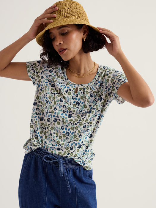 Seasalt Women's Appletree T-Shirt In Beach Blooms Chalk