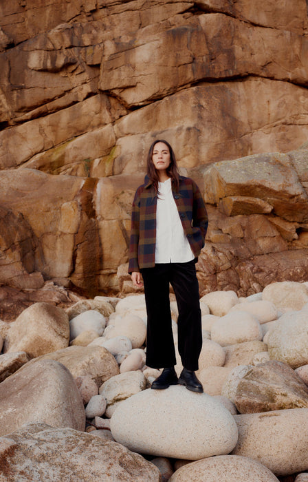 Seasalt Women's Beamwind Coat In Hawkpit Inkwell