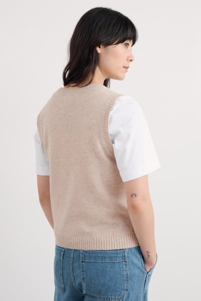 Seasalt Women's East View Knitted Vest In Parsnip