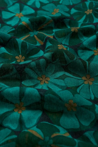 Seasalt Women's Pretty Printed Scarf In Handicraft Flowers Onyx