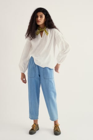 Seasalt Women's Sholl Joggers In Light Wash