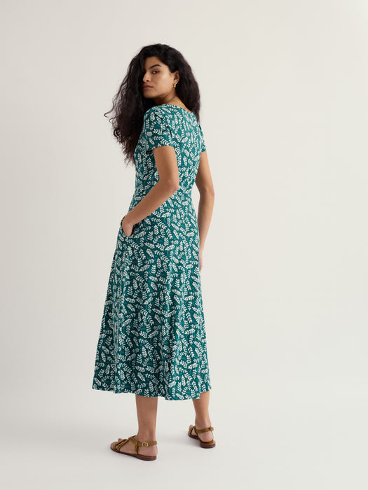 Seasalt Women's Veronica Short Sleeve Midi Jersey Midi Dress In Indigo Leaf Dark Wreckage