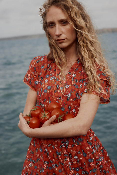 Seasalt Women's Wild Lily Dress In Tomato Blooms Cinnamon