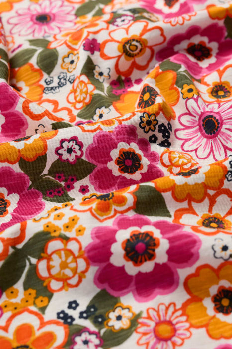 Seasalt Women's Bryher View T-Shirt In Retro Daisies Chalk