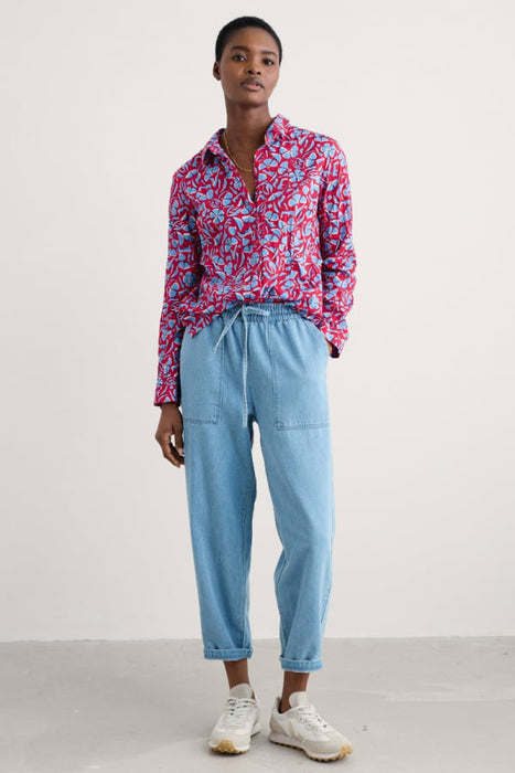 Seasalt Women's Larissa Shirt in GOTS-Certified Organic Cotton In Collaged Floral Scarlet