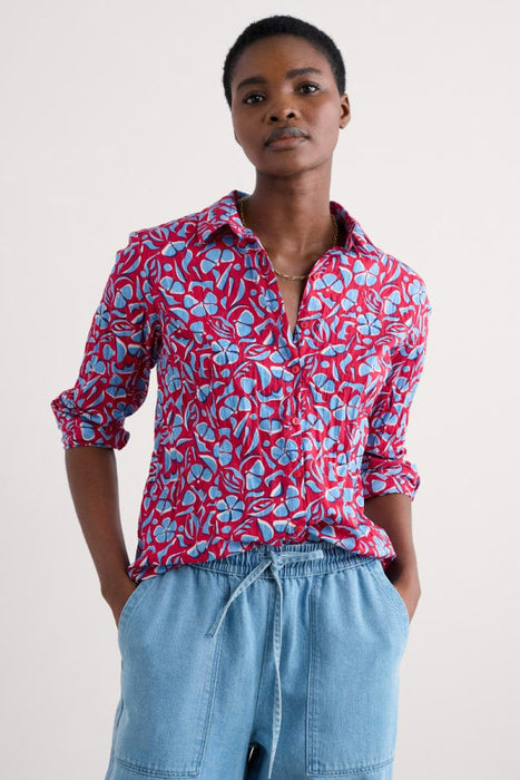 Seasalt Women's Larissa Shirt in GOTS-Certified Organic Cotton In Collaged Floral Scarlet