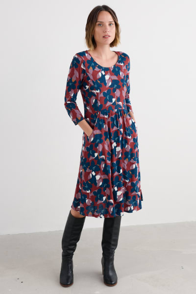Seasalt Women's Enor 3/4 Sleeve Dress In Macro Flower Burgundy