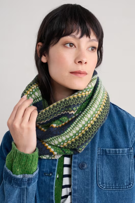 Seasalt Women's Touchstone Snood In Weaving Needle Grassland Mix