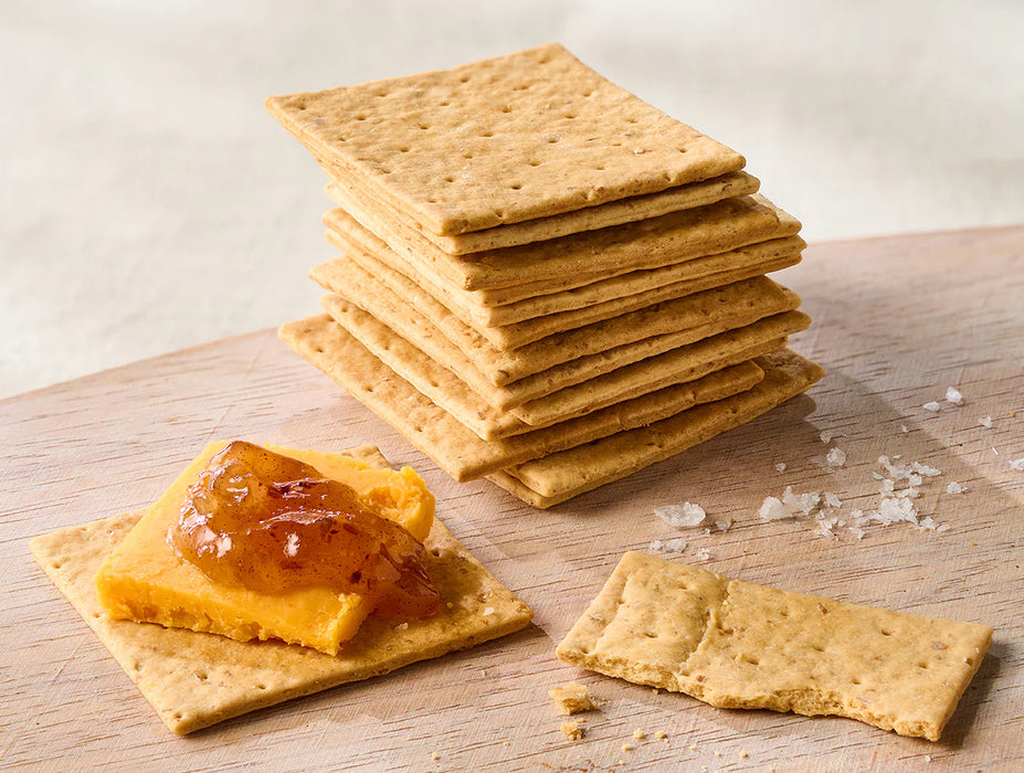 Snowdonia Cheese Company Spelt and Natural Yoghurt Crackers 100g
