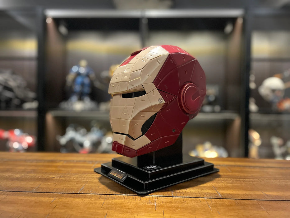 Marvel Studios: Iron Man Helmet