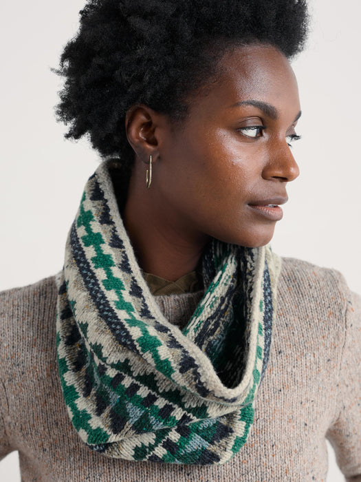 Seasalt Women's Weatherhill Snood In Modernist Dark Wreckage Multi