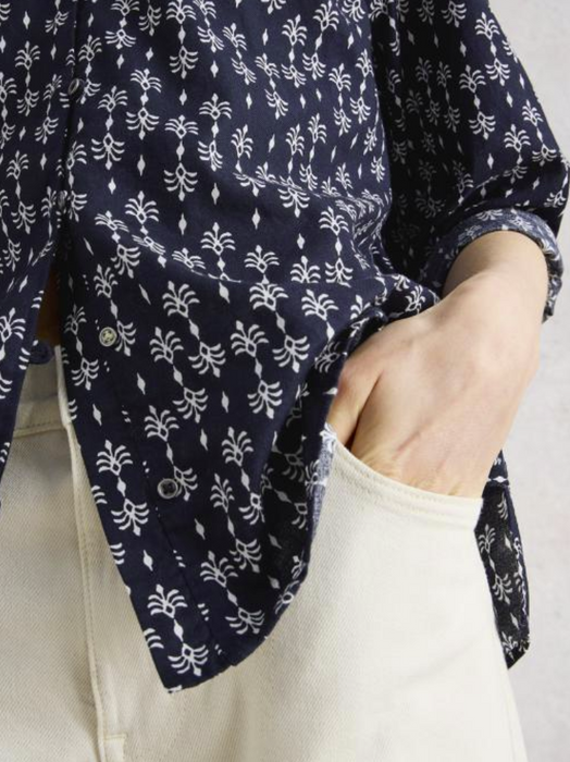 White Stuff Women's Rae Organic Cotton V Neck Top In Navy Print