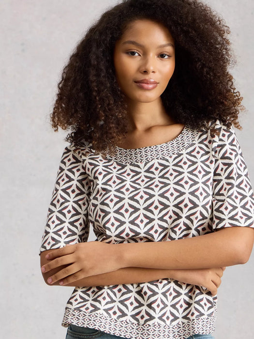 White Stuff Women's Weaver Jersey Long Sleeve Tee In Ivory Print