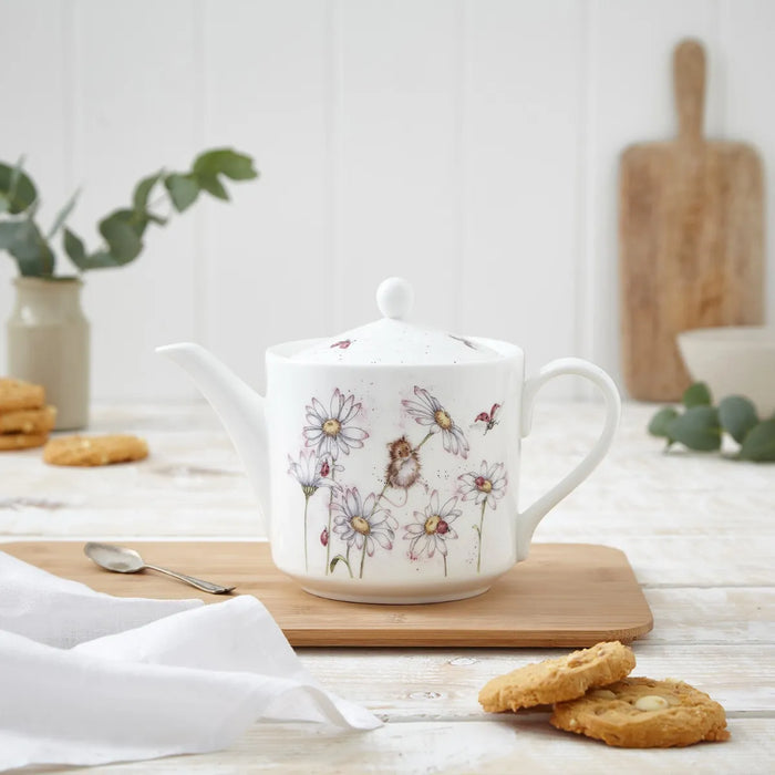 Wrendale Designs 'Mouse & Daisy' 2 Pint Teapot