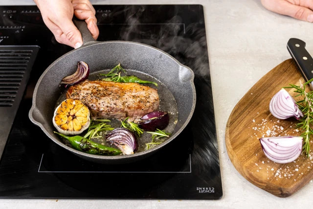KitchenCraft Deluxe Cast Iron Grill Pan 24cm