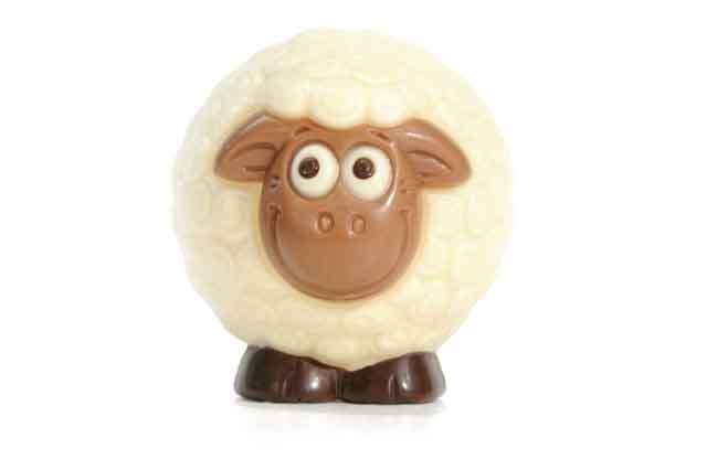 Belfine Milk and White Chocolate Woolly Sheep