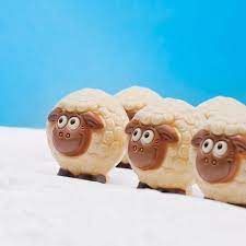 Belfine Milk and White Chocolate Woolly Sheep