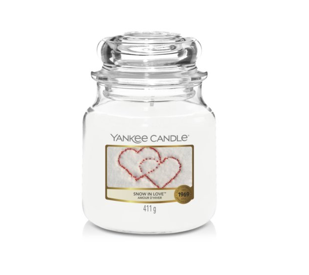 Yankee Candle Snow In Love Medium Jar Candle