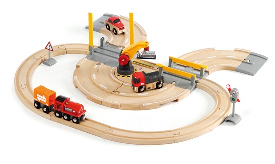 Brio Rail and Road Crane Set